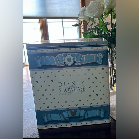 NIB Lenox Classics Disney Showcase Collection Cinderella - Picture 8 of 8